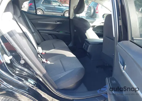 2025 Toyota Camry Le from USA, damaged, VIN 4T1DAACK6SU044948